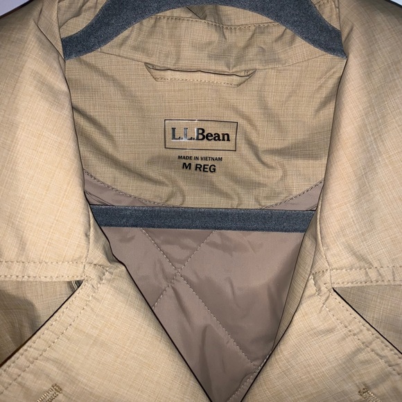 L.L. Bean trench - Picture 3 of 3